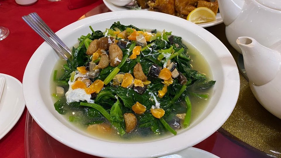 Snow Pea Leaves with 3 Eggs